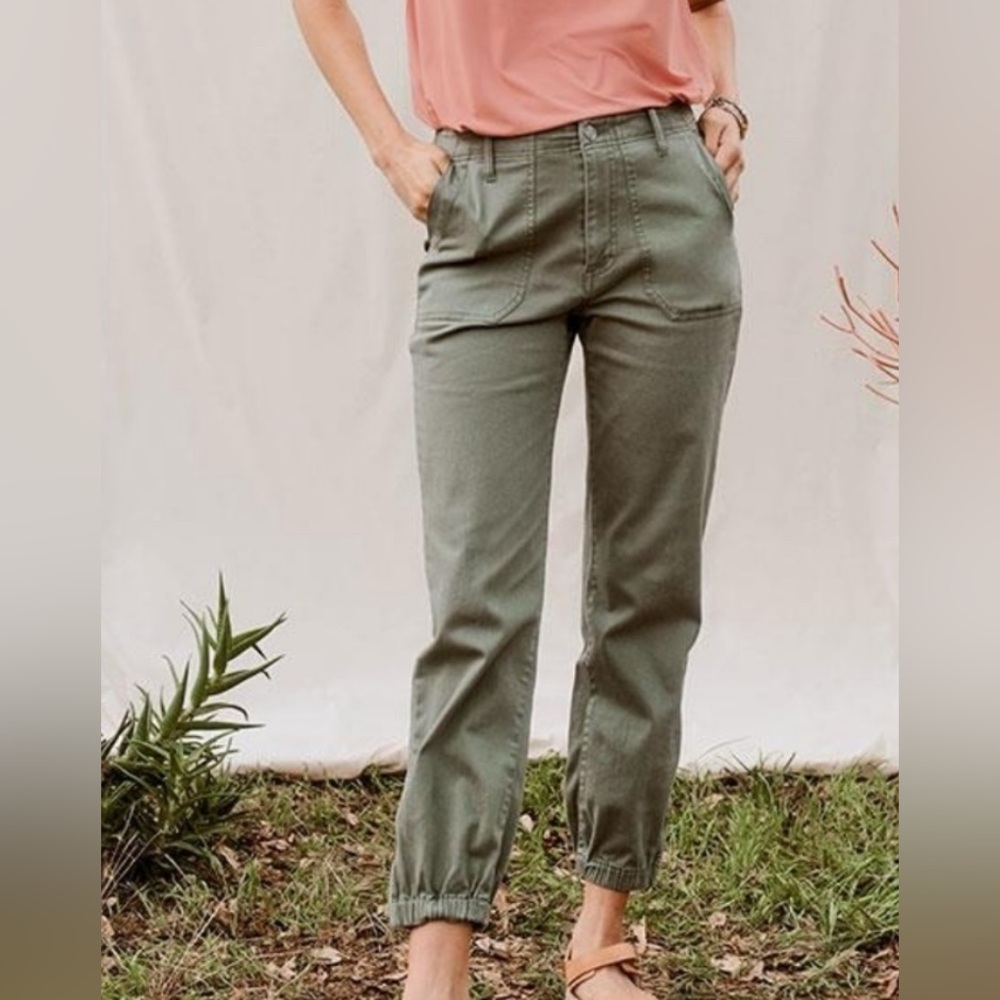 Matilda Jane Good Hart GH Everett Cargo Green Pants Joggers Sz 8